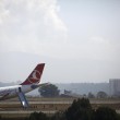 VIDEO YouTube, aereo Turkish Airlines finisce fuori pista a Kathmandu 16