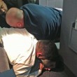 Panico a bordo: passeggero urla "jihad", l'aereo torna indietro