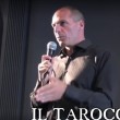 VIDEO YouTube: Varoufakis, dito medio fake. Ecco come è stato creato2