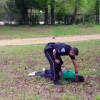 Usa poliziotto uccide afroamericano. Inchiodato da filmato03