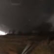 VIDEO YouTube. Illinois: filma dall'auto il tornado, poi scappa via3