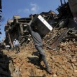Terremoto Nepal, oltre 3600 morti. Quattro italiani morti 6