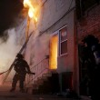 Baltimora, scontri con polizia dopo nero ucciso: 15 feriti, saccheggi e incendi22