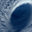 Tifone di Pasqua, le foto dallo spazio di Samantha Cristoforetti 2