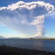 Cile, eruzione vulcano Calbuco: evacuate persone, allerta anche in Argentina11