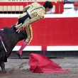 VIDEO YouTube – Saul Jimenez Fortes, torero colpito al collo da cornata 01