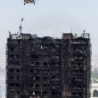 Azerbaigian, incendio in un grattacielo a Baku: almeno 15 morti FOTO
