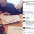 Silvio Berlusconi sbarca su Instagram con Dudù e Francesca Pascale FOTO