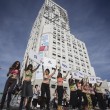 Argentina, ostetriche protestano in topless in strada07