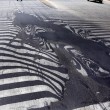 India, anche asfalto si scioglie per il caldo record FOTO