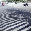 India, anche asfalto si scioglie per il caldo record FOTO 3