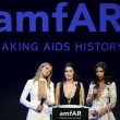 Cannes. Dita Von Teese, Eva Longoria, Gigi Hadid: sexy scollature evento Amfar014