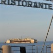 Costa Concordia, ultimo viaggio: relitto arriva ex Superbacino05