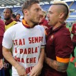 Lazio-Roma FOTO: scontri, stadio, striscioni e coreografie
