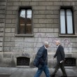 "Nessuno tocchi Milano": in migliaia a ripulire muri e scritte dei black bloc 08