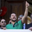 Matteo Salvini occupa ministero Economia: "Ladri di pensioni06