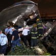 Treno Amtrak deraglia vicino New York: 5 morti, decine feriti FOTO
