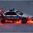 "Riot", videogioco per No Expo e No Tav: assalto banca, auto polizia in fiamme 13