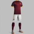 As Roma prima maglia 2015-2016: FOTO. Ispirata ai centurioni, è già in vendita03