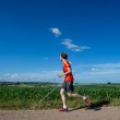 Clément Gass, quasi cieco, corre per 36 km da solo. A guidarlo una app FOTO