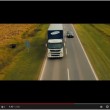 VIDEO YouTube: Ecco lo schermo magico sui camion per i sorpassi sicuri