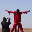 Isis, nuovo video: "spie" crocifisse, arti amputati FOTO 2