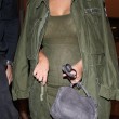 Kim Kardashian incinta non rinuncia alle trasparenze13
