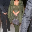 Kim Kardashian incinta non rinuncia alle trasparenze09