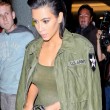 Kim Kardashian incinta non rinuncia alle trasparenze06