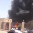 kamikaze bloccato mentre entra in moschea si fa esplodere nel parcheggio