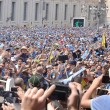 Piazza San Pietro, 100 mila scout da Papa Francesco: "Costruite ponti non muri"08