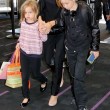 Brad Pitt, Angelina Jolie e famiglia vacanze in Francia17