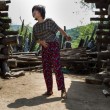 Cina, 16enne autistica incatenata per 5 anni in una gabbia di legno1