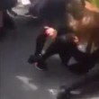Gb, 13enne brutalmente picchiata dalla compagna di classe fuori scuola9