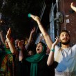 Iran, accordo nucleare: festa in strada, poi arrivano i lacrimogeni7