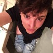 Il selfie di Arisa dal bagno