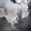 Grecia, incendio ad Atene. In 100 bloccati sulla spiaggia Laconia6
