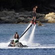 Luigi Berlusconi, acrobazie acquatiche a villa Certosa con gli amici6