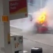 Gb, auto in fiamme al distributore