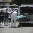 Roma. Cadavere di uomo incaprettato in sacco abbandonato fra i cassonetti 14