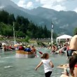 VIDEO YouTube: Carton Rapid Race, in 20mila alla discesa del fiume in barche di cartone7