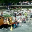 VIDEO YouTube: Carton Rapid Race, in 20mila alla discesa del fiume in barche di cartone6