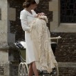 Charlotte, battesimo royal baby in carrozzina d'epoca16
