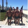 San Diego, 22 marines a torso nudo per 22 chilometri2