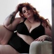 Tess Hollyday, modella obesa insultata sui social: "Sei malata" FOTO