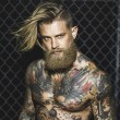 Josh Mario John, modello hipster tatuato fa impazzire web 4
