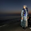Kos (Grecia), migranti arrivano sulle spiagge dei turisti che prendono il sole4