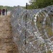 Ungheria, muro contro migranti sarà terminato ad agosto9