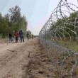 Ungheria, muro contro migranti sarà terminato ad agosto3