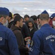 Ungheria avvisa: non toccate cose dei migranti, vi ammalate